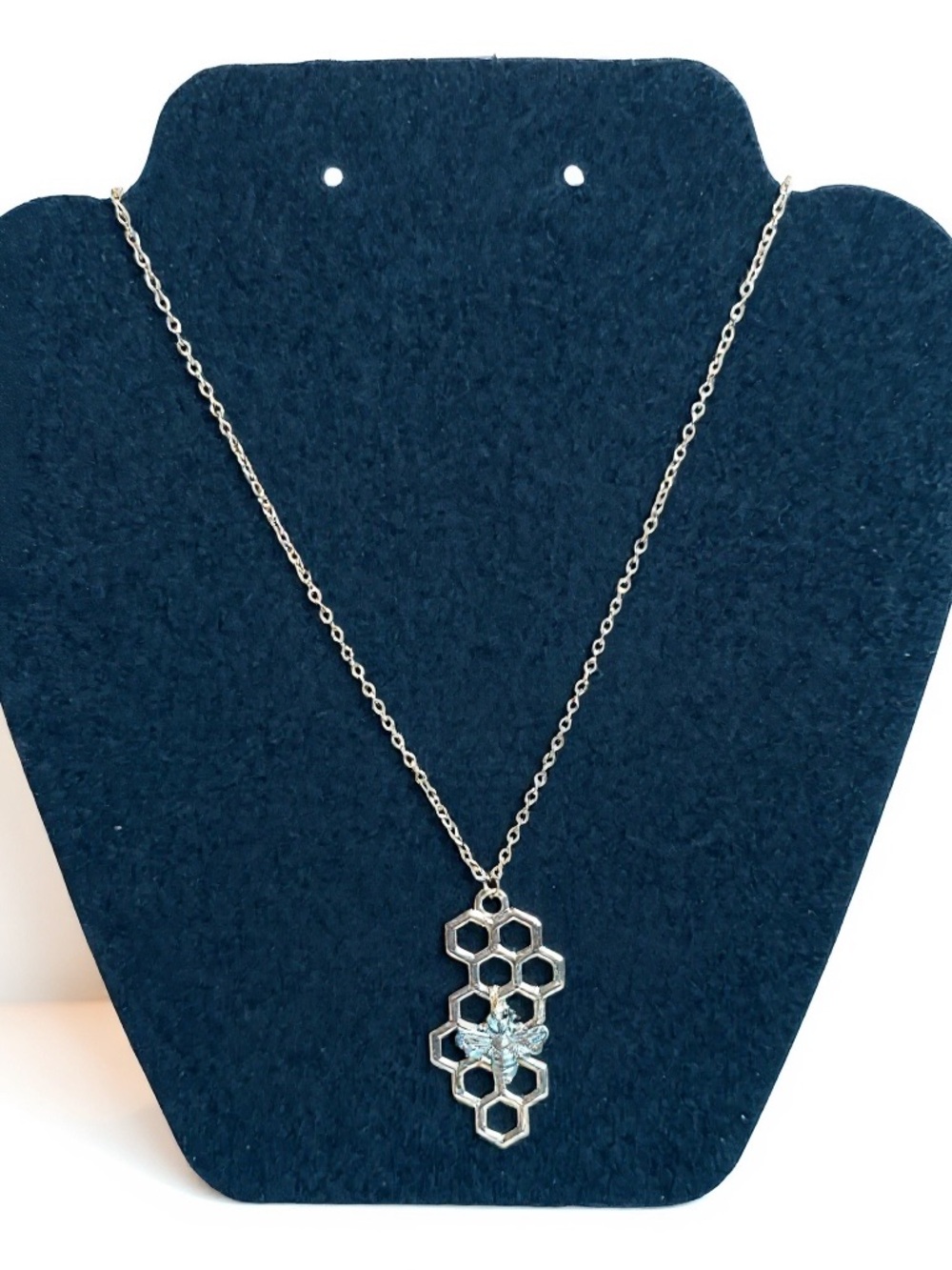 #354❤️$5/$25❤️Gold Honeycomb Necklace with Silver Bee